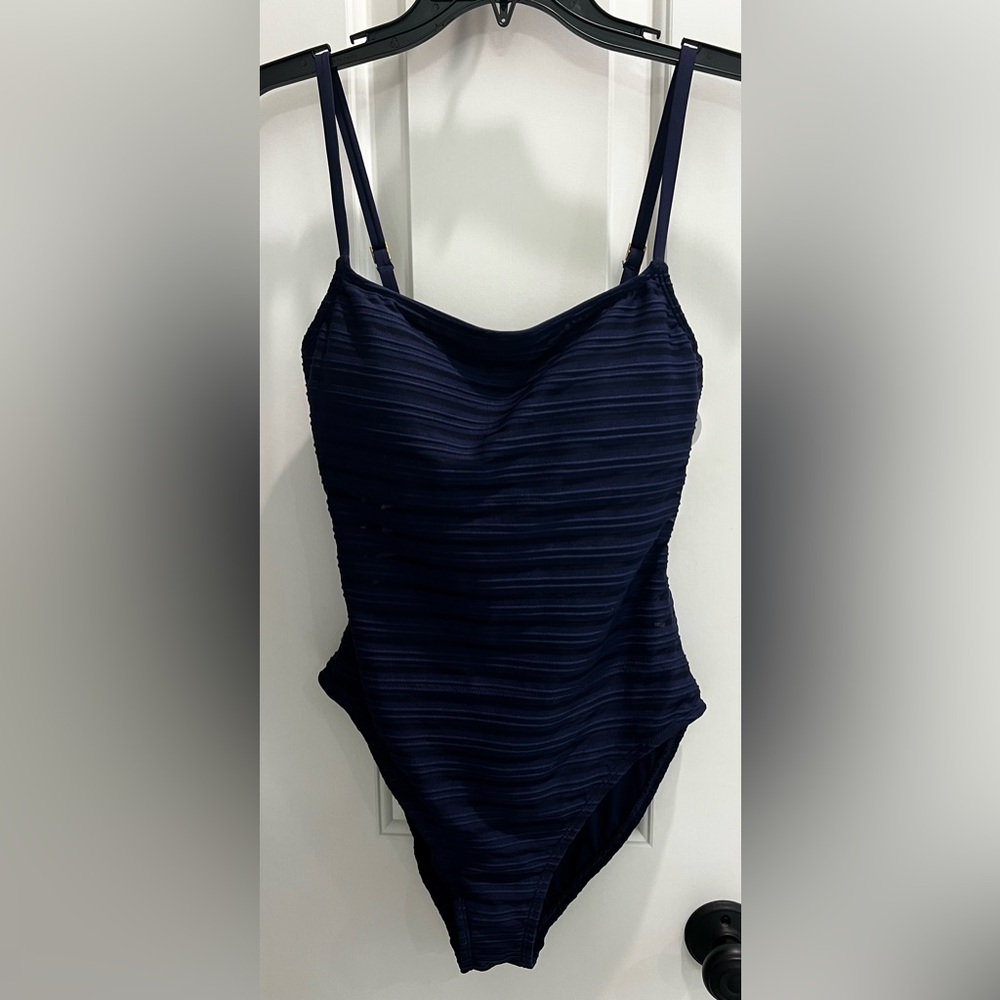 NWT La Blanca Navy women’s one piece size 8